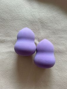 2x Purple Makeup Sponges