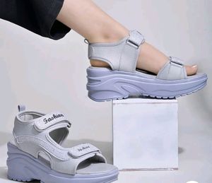 Shoetopia Comfortable &amp; Sporty Grey Sandals