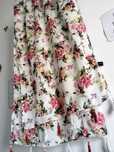 🌸 Floral Print Dupatta 🧣