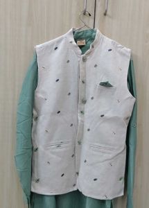 Teen's Ethnic Kurta with Nehru Jacket
