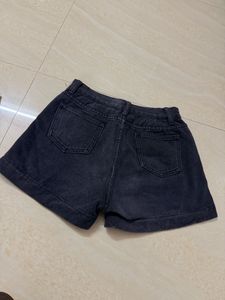 Cute Denim &amp; White Shorts Set