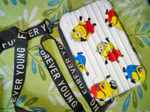 Cute Minion Luggage Style Crossbody Bag