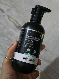 The Derma Co Hair Fall Control Shampoo
