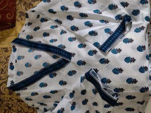 Stylish Printed Kurta
