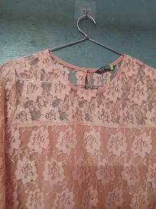 Elegant Lace Top - Perfect for Any Occasion