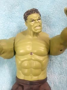 A Marvel Venger 12binch Hero Figure Hulk
