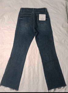 Stylish Flare Jeans with Raw Hem