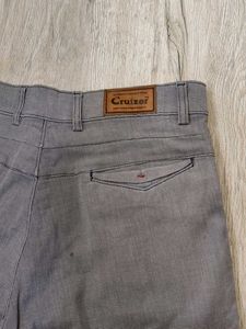 Ma6139 Cruizer jeans waist 34 inches