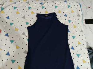 Chic Navy Sleeveless Dress