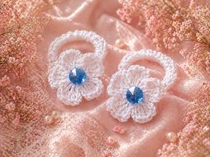 2 “Handmade Crochet Floral Hair Tie🌸🤍