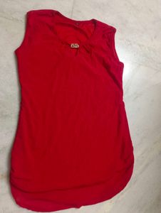 Red Sleeveless Casual Top