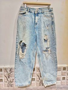 Men's Ripped Light Wash Jeans