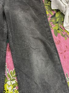 Women Straight pants