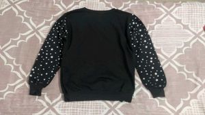 black sweatshirt womens