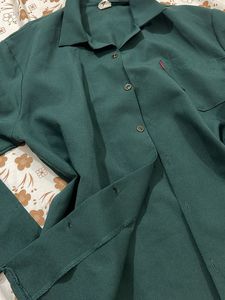 green t-shirt