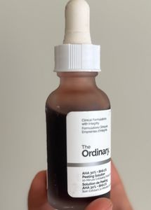 The Ordinary AHA 30% BHA 2% Peeling Solution