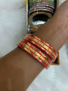 Festive bangle set