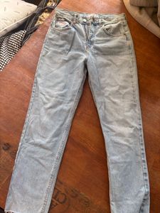 Pull &amp; Bear Light Wash Jeans
