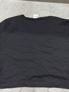 Graphic Crop Top