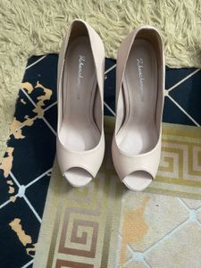 Elegant Nude Platform Heels