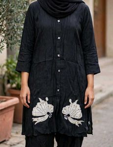 Elegant Black Kurta Set with Embroidery