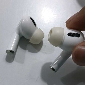 Apple AirPods Pro 2 Wireless Earbuds