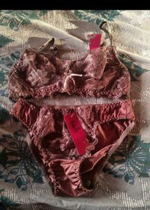 Lace Bra & Panty Set
