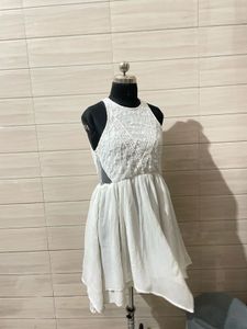Pintresty 🌸White Lace Trimmed Mini Dress