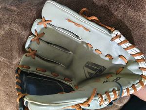 APEX Baseball Glove