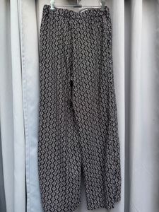 H&amp;M Black Diamond Print Trouser