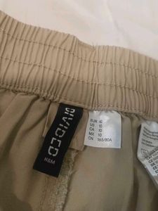 H&amp;M Khaki Cargo Pants