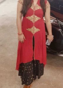 Red Embroidered Kurta