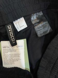 New with tag H&amp;M Black High waisted Trousers