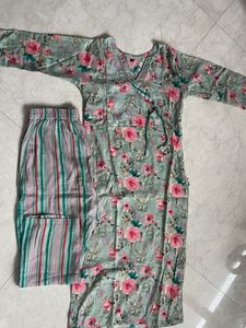 Floral Print Kurta with Striped Pants