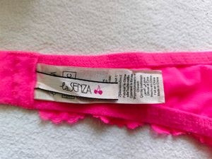 Lasenza : Vibrant Pink Lace Bra