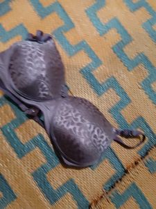 Stylish Padded Bra with Lace Detail