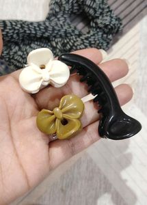 14 Pcs Of Hair Accessories