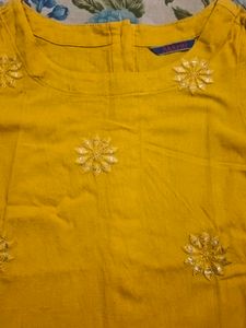 Aakriti Top,M Size