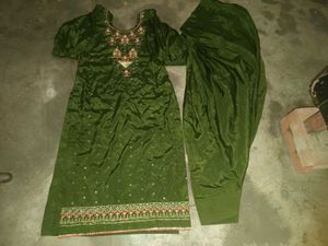beautiful stylish punjabi suit salwar set