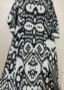 Stylish Black and White Ikkat Pattern Kurta