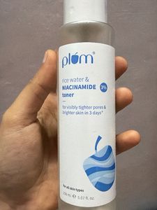Plum rice water &amp; niacinamide toner