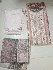 Elegant Printed Kurta Set with Pants