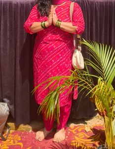 Pink Bandhani Print Kurta & pant