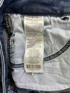 Vero Moda Women’s Dark Blue Skinny Ripped Ankle Je