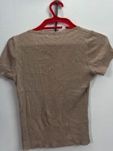 Ribbed V-Neck Short Sleeve Top