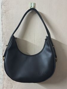 Chic Black Shoulder Bag