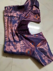Exquisite Saree with Peacock Motifs