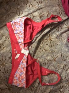 Van Huesen Bra (new )