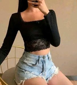 Pinteresty Black Lace Trim Crop Top