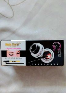Blue and Black Gel Eyeliner Combo